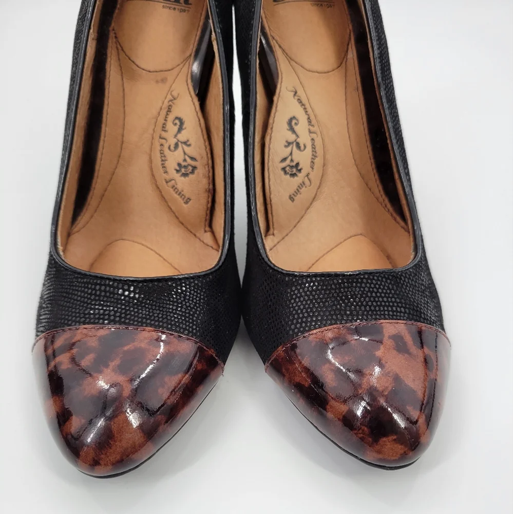 Sofft Leather Animal Print Heels 8.5